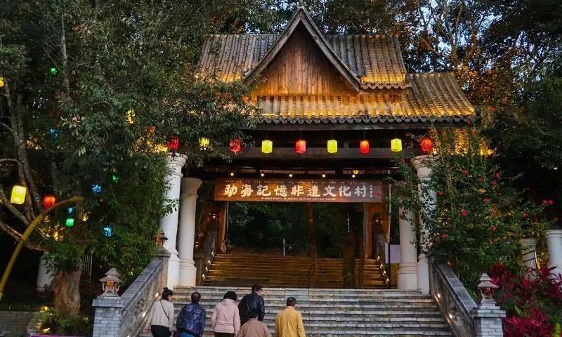 西雙版納旅游